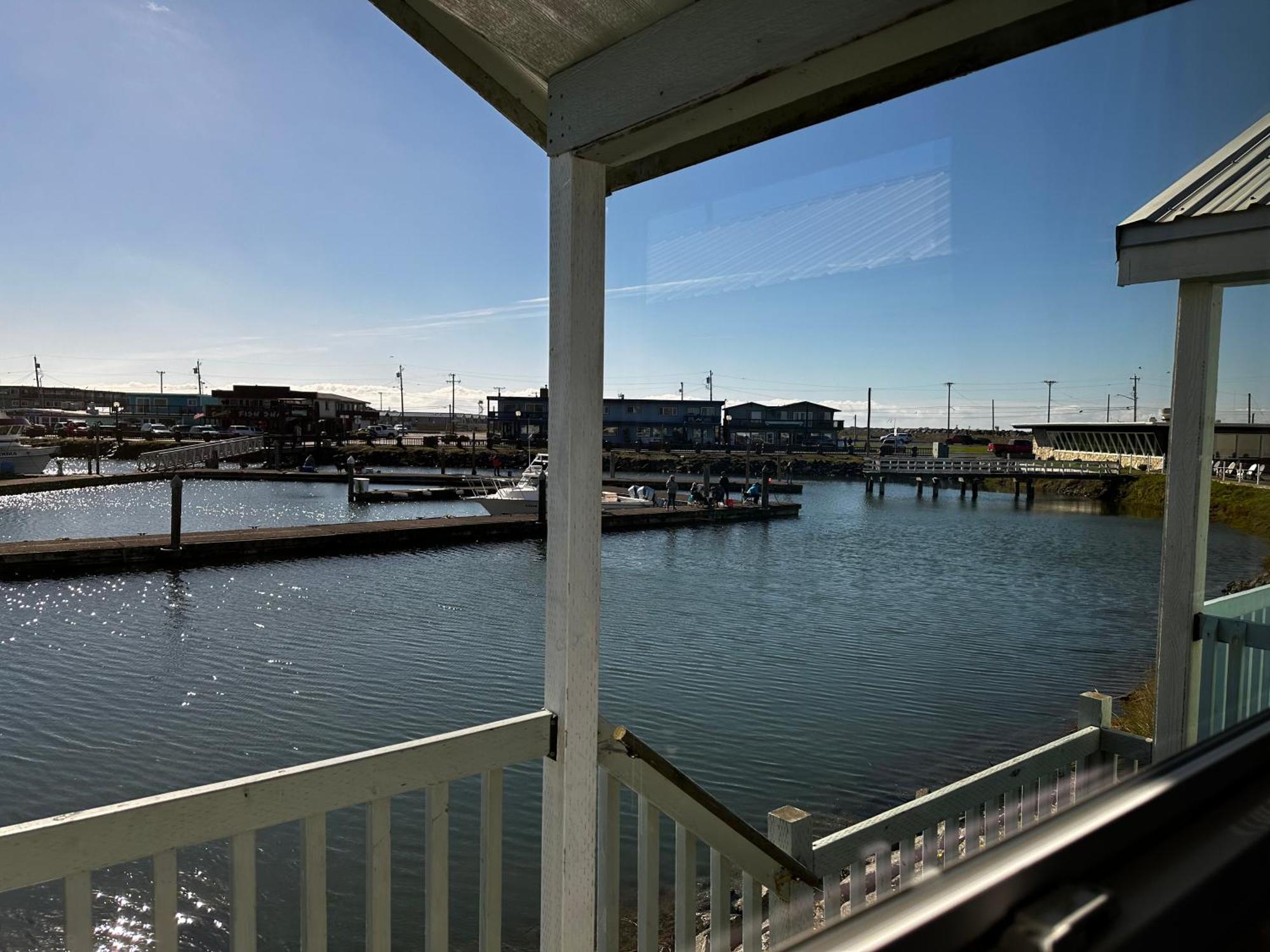Westport Marina Cottages Exterior photo